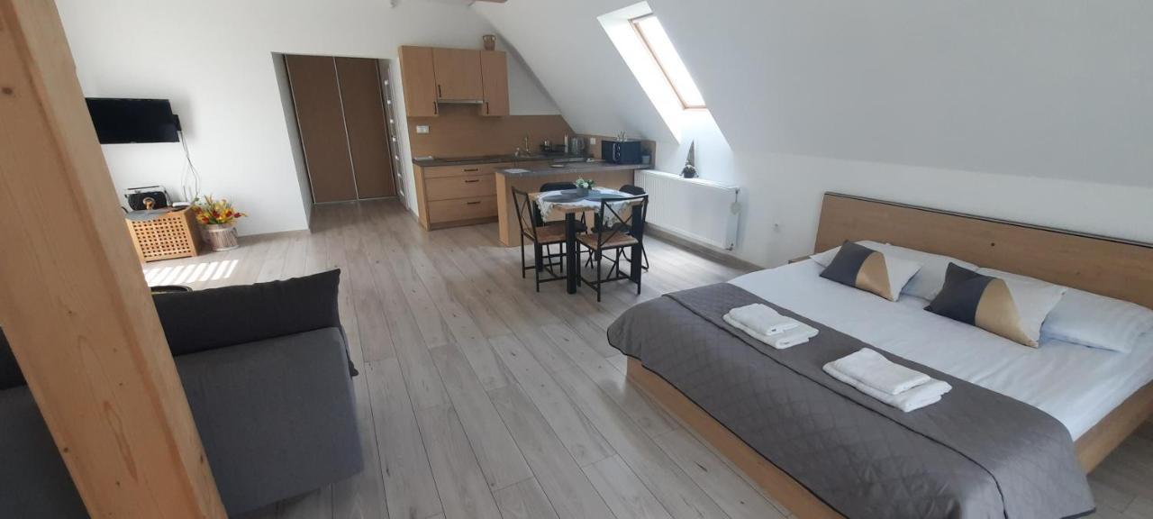 Apartamenty U Piotra ชาร์นนี ดูนาเยส ภายนอก รูปภาพ