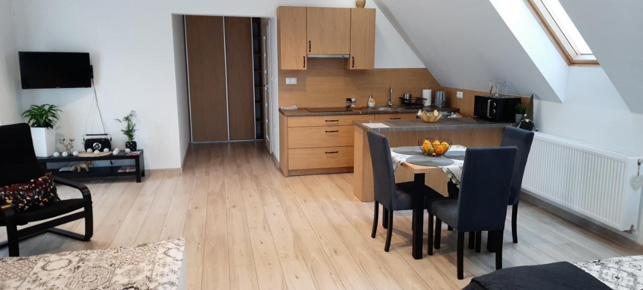 Apartamenty U Piotra ชาร์นนี ดูนาเยส ภายนอก รูปภาพ